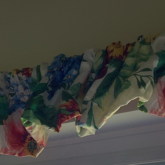 Two Country Floral Valances - Picture 2 of 8